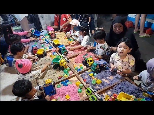 Hiburan Anak-AnK Di Pasar Malam (Padet Banget Tempatnya)