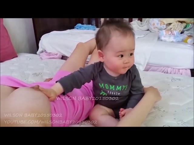 WILLY BABY BREASTFEEDING & CURIOUS ABOUT THE FOOD SOURCE DAY227 母乳 ( 720 X 1280 ).mp4