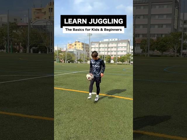 Juggling tutorial to get to 100 times️#football #soccer #shorts
