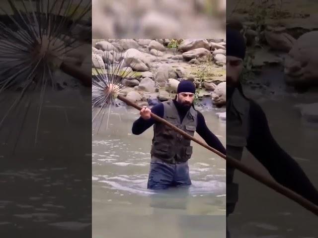 İnanılmaz Balık avı yöntemi |  Best Fishing video | Rampe #balıkavı #fishing #survival #shorts