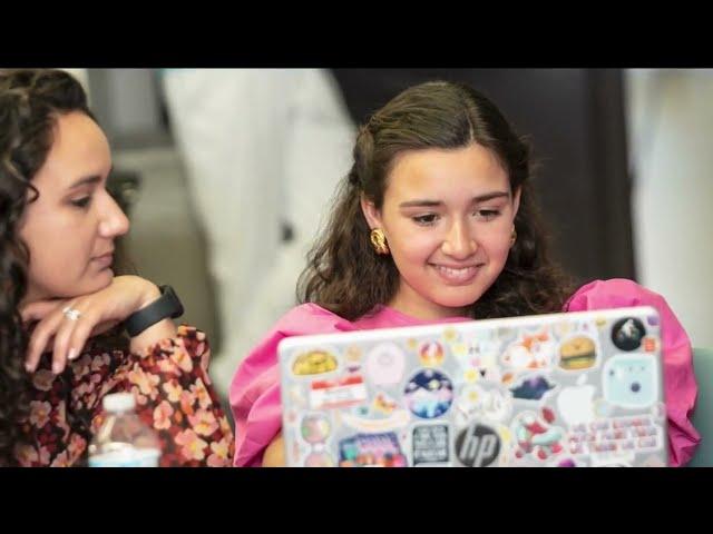 Code/Art Using Art to Inspire Girls in Computer Science