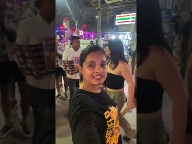 Yaha To Hot Ladkiya bas 2000 Mai mil jati hai #nightlife #bangkok #thailand #shorts #thailandtravel