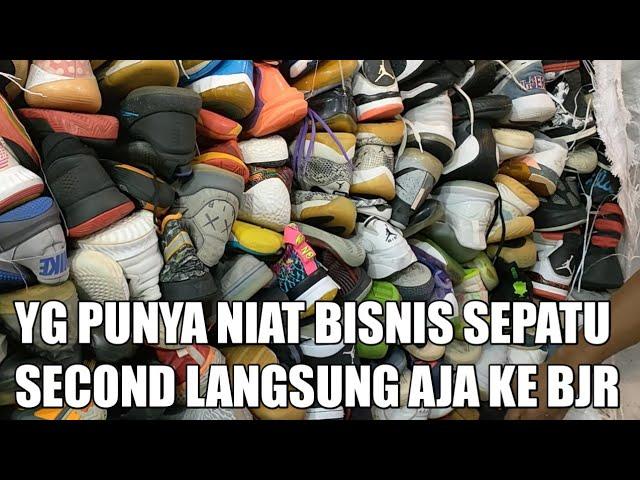 YG PUNYA NIAT BISNIS SEPATU SECOND LANGSUNG AJA KE BJR