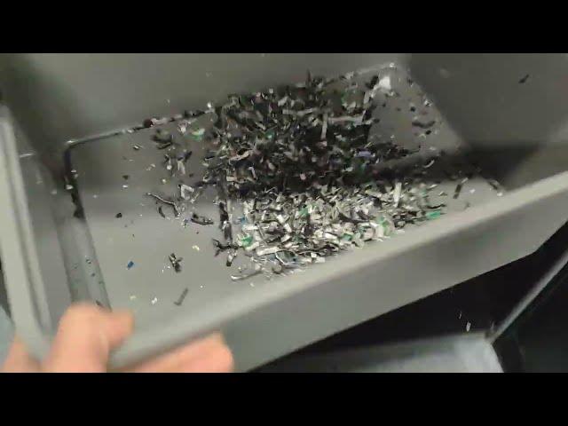 How to destroy electronic and optical data carriers? See the ProDevice OMS130 shredder