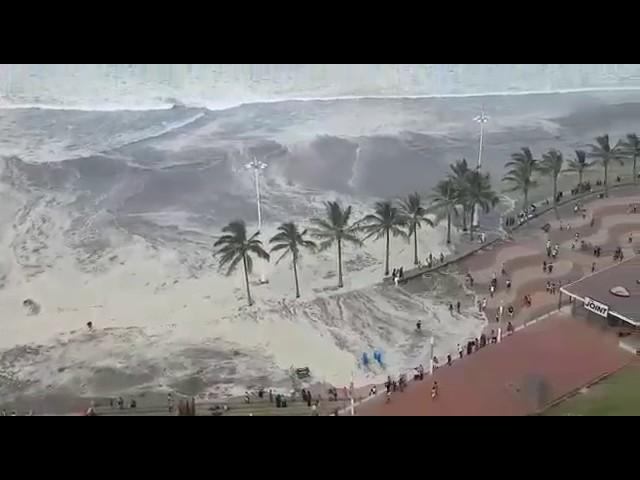 Durban beach closed due to high waves DRAMATIC AERIAL VIDEO