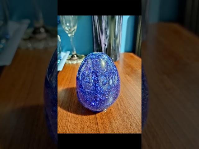 Elegant blue resin egg sculpture #resinepoxy #resinpour #resinart #gift #handmade