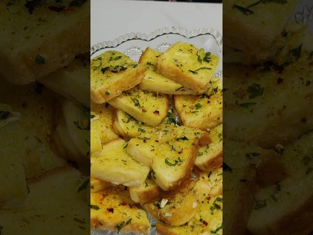 Easy Garlic Bread Recipe #shorts #garlicbread #easysnacks