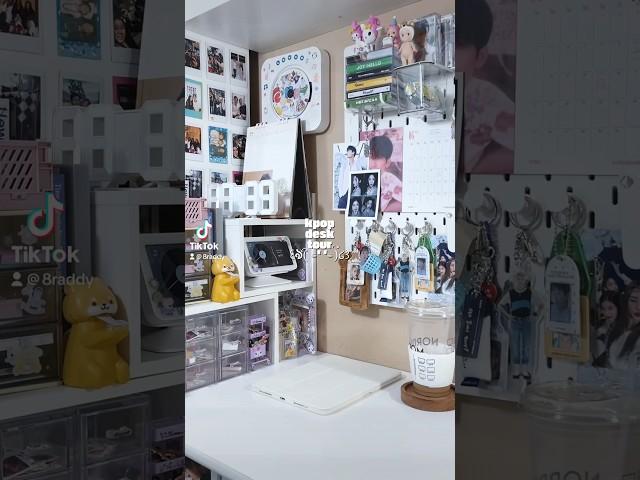 mini kpop desk tour!  #kpop #desktour #aesthetic #8raddy