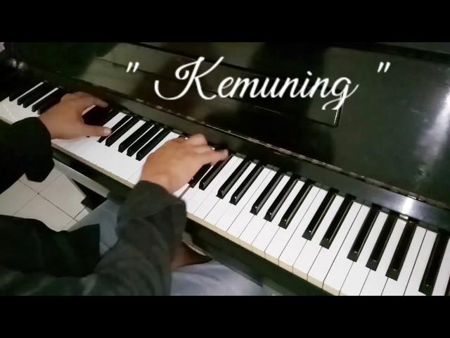 Kemuning Ariyanto (1977) Peaceful Piano