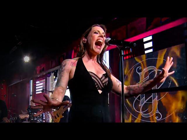 Floor Jansen - Fire (Live at HLF8)