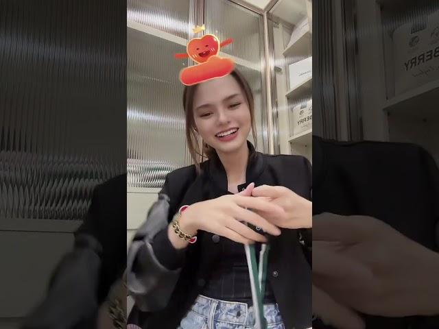 240812 BECKY TIKTOK LIVE