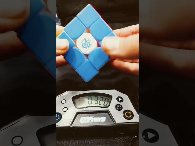 How fast can you make the Japanese flag on the Rubik's Cube? #shorts #cube #flag