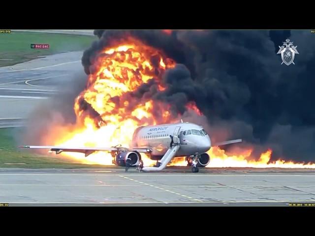 Crash and evacuation video of Aeroflot Sukhoi Superjet. Moscow-Sheremetyevo Airport