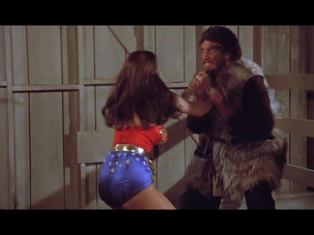 Wonder Woman vs Alien Shapeshifter (Beast Man) 1080P BD