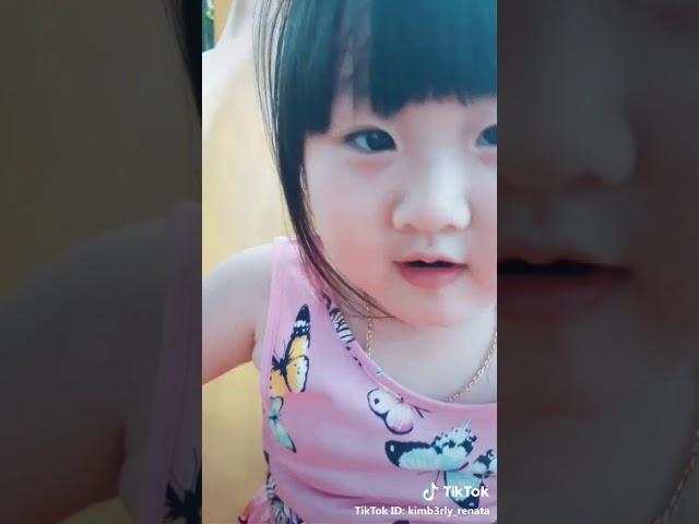 Dedek cantik imut lucu pula