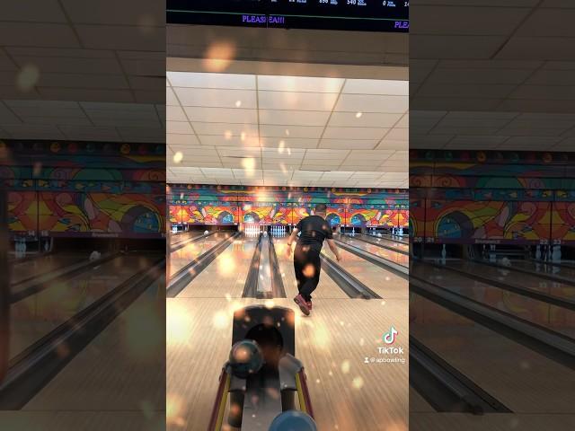 Bowling on the 23 PBA Scorpion league, week 2 of this pattern. Throwing my Columbia 300 Beast.