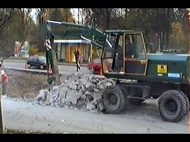 MAN F8, Zeppelin ZM, ROAD CONSTR: / Fahrbahndeckenerneuerung, Stuttgart, Germany, 07.11.1990.