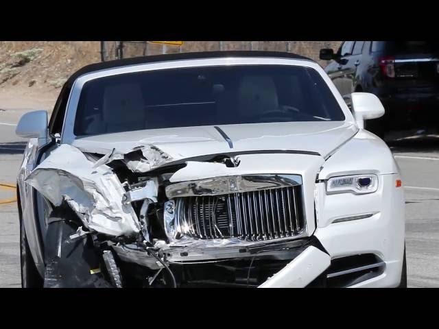 Kris Jenner Survives Car Crash But Her Rolls-Royce Did Not!