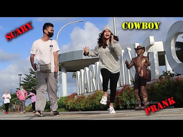 Cowboy prank. Best cowboy prank. best Statue scare prank. lelucon statue prank.luco patung prank.