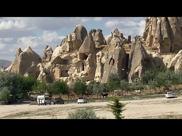  Вы ТАКОГО не ВИДЕЛИ  уникальная Каппадокия Турция ЖИЗНЬ в ПЕШЕРАХ  Cappadocia Turkish  07.07.2021