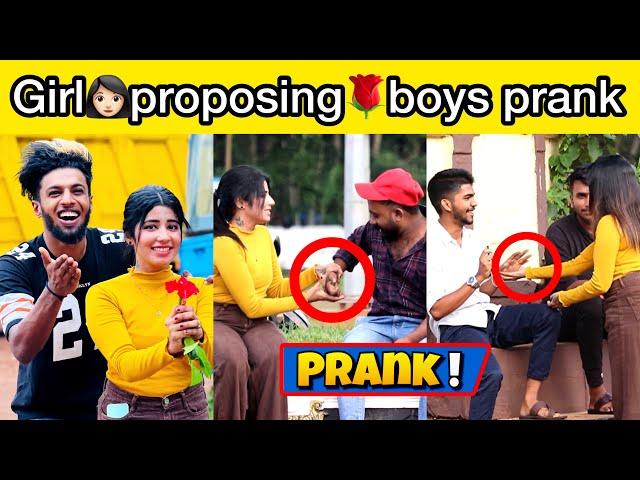 GirlproposingboysPrank ഉഫ്കലക്കൻ Response