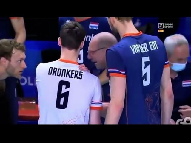 Allenatore italiano BESTEMMIA fortissimo durante il timeout - Roberto Piazza Olanda pallavolo volley