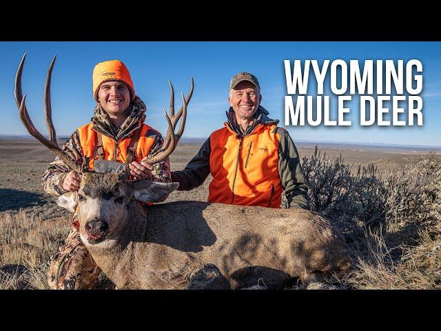 Chasing Giants | Hunting the Largest Mule Deer Migration #FreshTracks