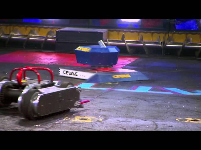 Ice wave vs. Razorback - BattleBots