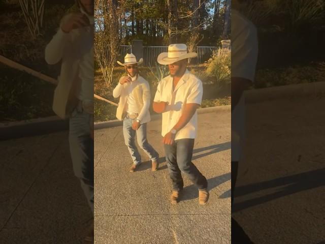 Gone head and groove with us!#foryou #dance #cowboydance #fashiontrends #kountrysmoove #foryou