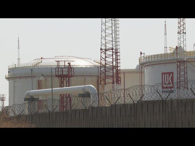 Bulgarian oil refinery "Lukoil" has breached the EU embargo - LIVE: BGNES English News