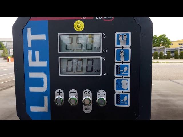 Autoreifen richtig aufpumpen an Tankstelle