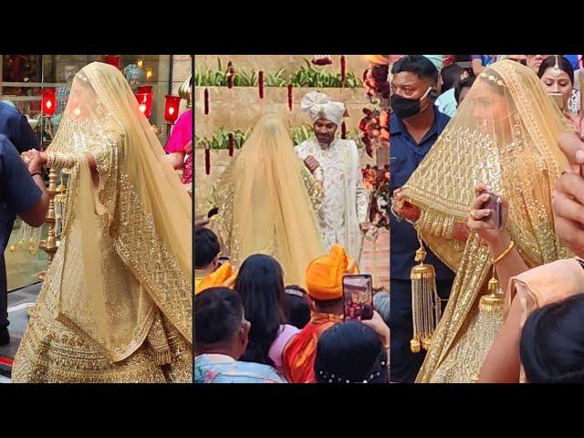 EXCLUSIVE : Ankita Lokhande & Vicky Jain Marriage Visuals 