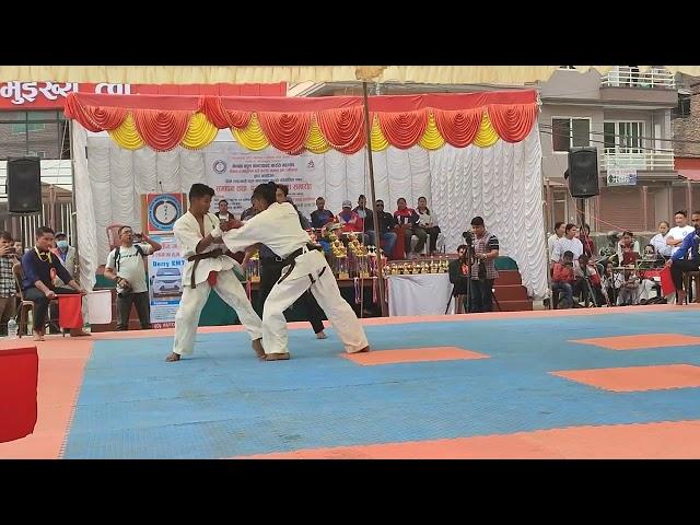 Bijay  rai vS niroj rana kyokushin karate fighte