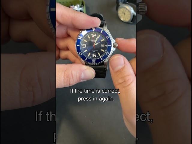 How to set the time and date on a diver's watch