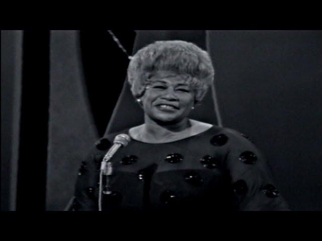 Ella Fitzgerald "Old MacDonald Had A Farm" on The Ed Sullivan Show