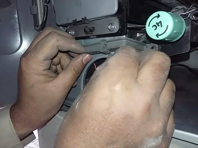 how to open clutch unit and its oiling xerox / open clutch unit xerox machine