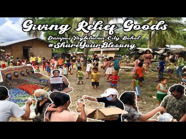 Giving Relief Goods at Dampas Dumpsite | Share the Love