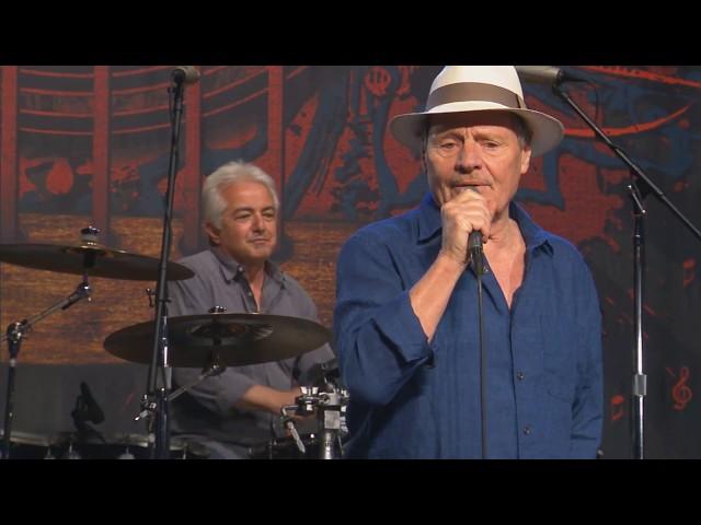 Delbert McClinton "Why Me?"  LIVE on The Texas Music Scene