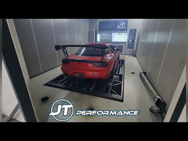 Mazda RX-7 26B NA 4-rotor screaming at the dyno.