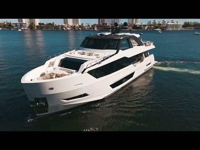 New to the Market! | 2022 Ocean Alexander 27R | MarineMax Yacht Center, Pompano Beach, Florida