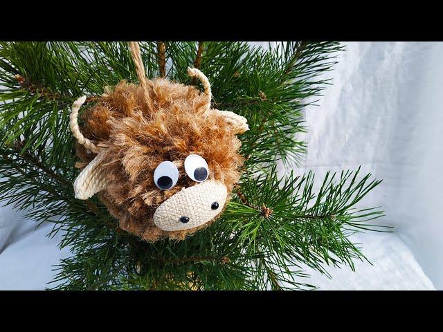 Symbol 2021 Do-it-yourself bull. DIY Christmas crafts and gifts