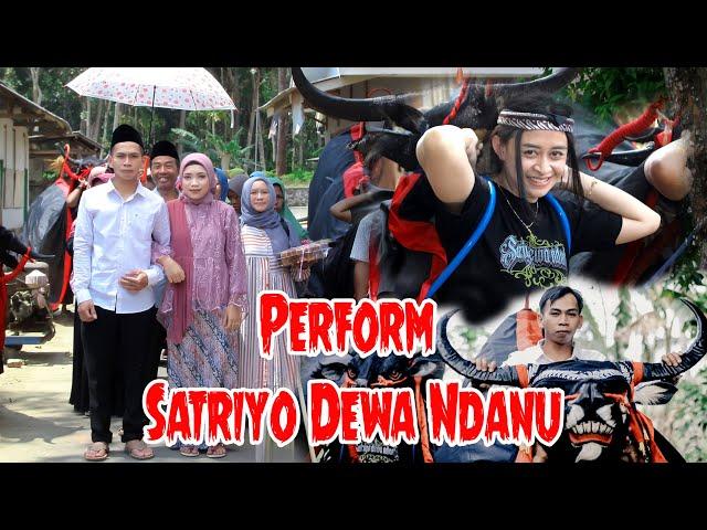 Perform Satriyo Dewa Ndanu \\ Temu manten mamat