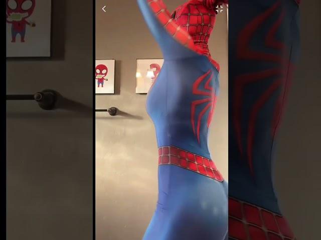 Spider-Girl is the rubber band now who’s the cash? #gamergirl #spiderman #cosplay