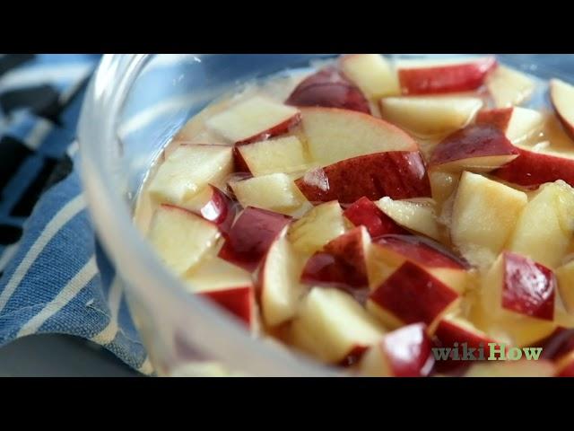 How to Keep a Cut Apple from Turning Brown