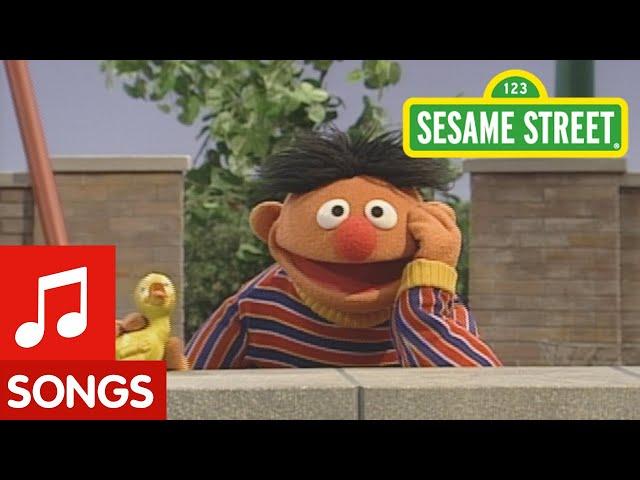 Sesame Street: Ernie sings Somebody Come and Play