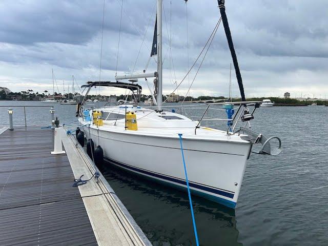 2014 Marlow-Hunter 33- $78K for sale -Beautiful condition