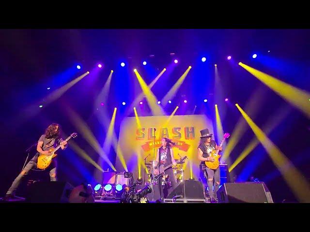 Slash featuring Myles Kennedy And The Conspirators - "Perfect Crime" live Luxembourg 26/04/2024