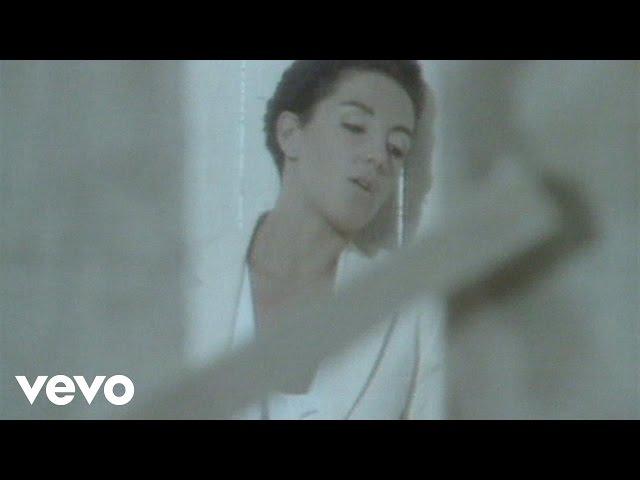 Mecano - Mujer Contra Mujer (Videoclip)