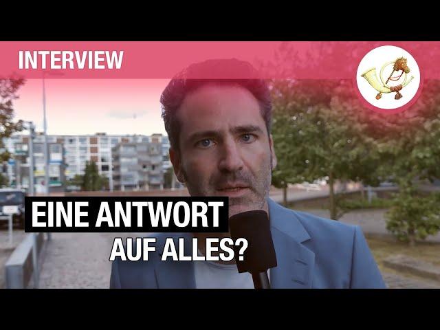 AfD-Politiker im Postillon-Interview: Diese Lösungen bietet die Partei gerade an