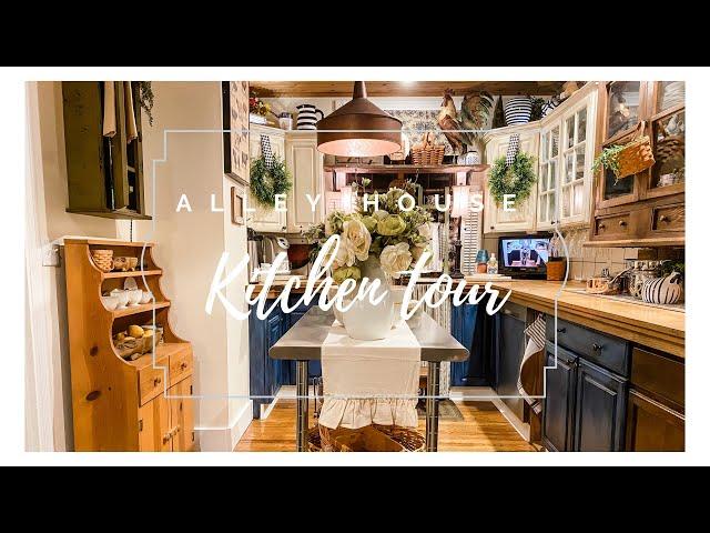 FARMHOUSE KITCHEN TOUR//SUMMER COUNTRY FARMHOUSE DECOR